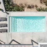 Amerelia Villa