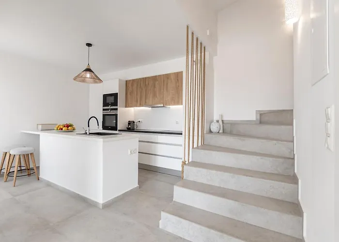 Amerelia * Mikri Vigla