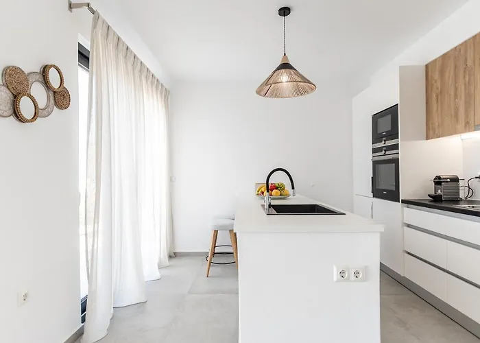 Villa Amerelia Mikri Vigla